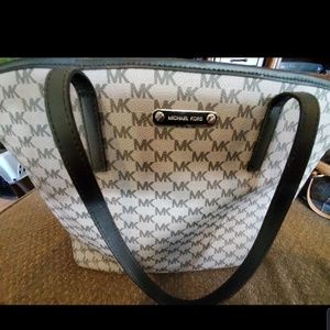 Michael Kors Tote